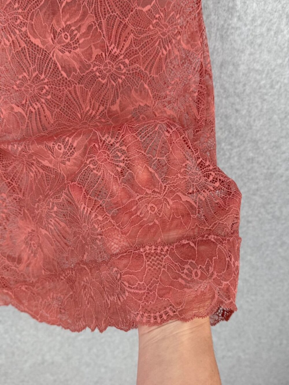 Victorias Secret V Neck Stretch Lace Slip Dress Nightie Size XS Mauve Rose Pink - Picture 2 of 12